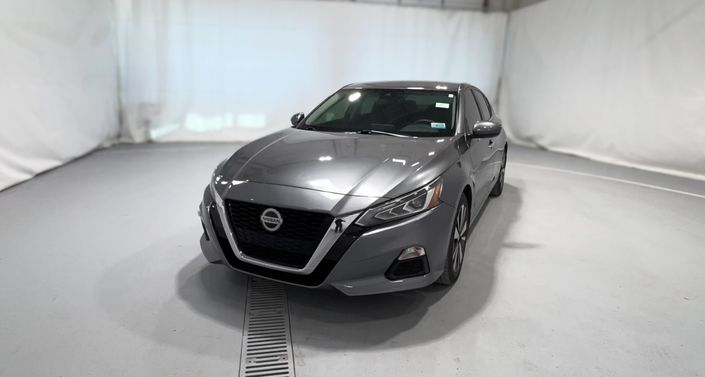 Thumbnail: 2022 Nissan Altima - 1