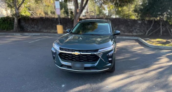 Thumbnail: 2025 Chevrolet Trax - 1