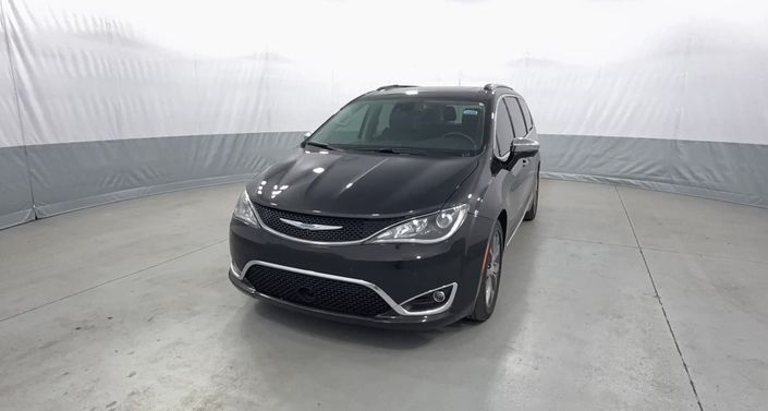 Thumbnail: 2018 Chrysler Pacifica - 1