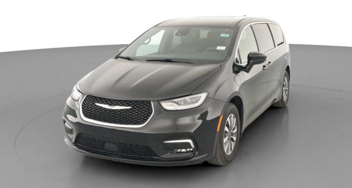 Thumbnail: 2025 Chrysler Pacifica - 1