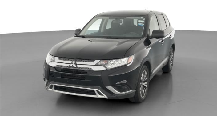 Thumbnail: 2020 Mitsubishi Outlander - 1