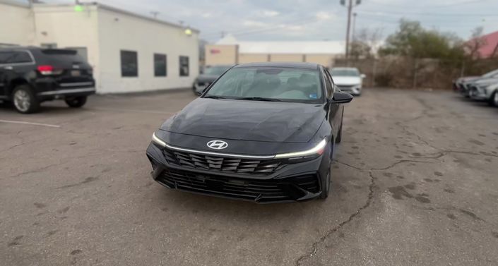 Thumbnail: 2025 Hyundai Elantra - 1