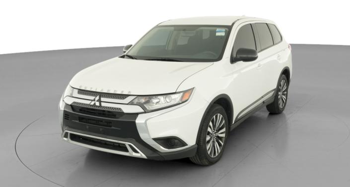 Thumbnail: 2020 Mitsubishi Outlander - 1