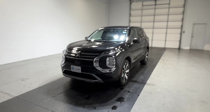 Thumbnail: 2025 Mitsubishi Outlander - 1