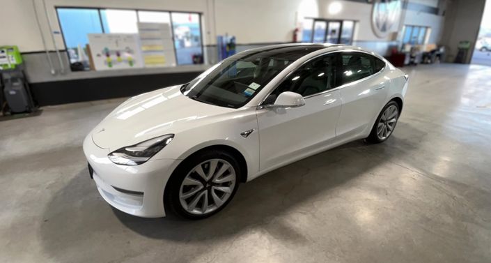 Thumbnail: 2020 Tesla Model 3 - 1