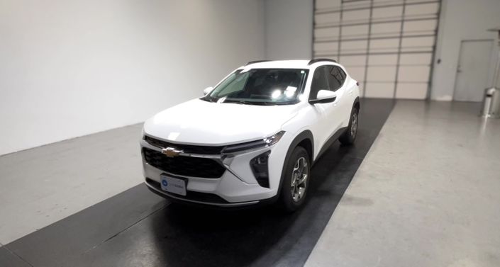 Thumbnail: 2025 Chevrolet Trax - 1