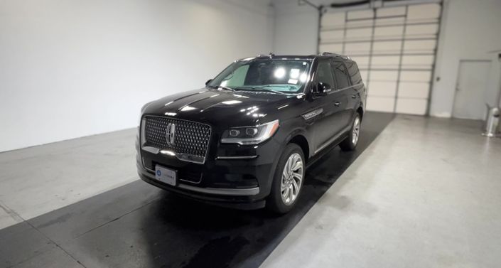 Thumbnail: 2024 Lincoln Navigator - 1