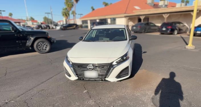 Thumbnail: 2025 Nissan Altima - 1