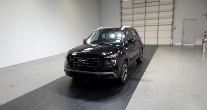 Thumbnail: 2025 Hyundai Venue - 1