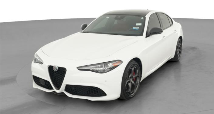 Thumbnail: 2020 Alfa Romeo Giulia - 1