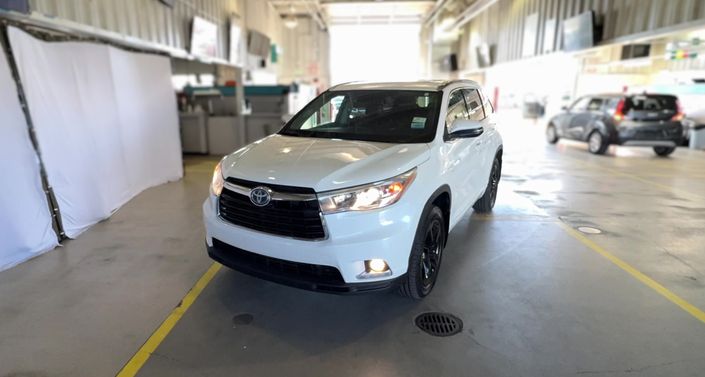 Thumbnail: 2015 Toyota Highlander - 1