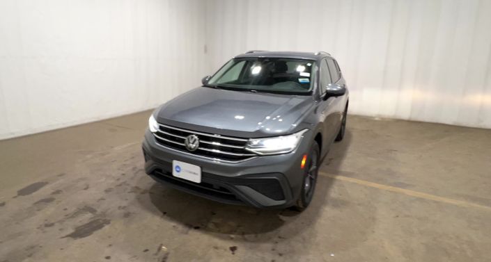 Thumbnail: 2022 Volkswagen Tiguan - 1