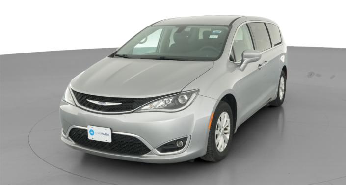 Thumbnail: 2019 Chrysler Pacifica - 1