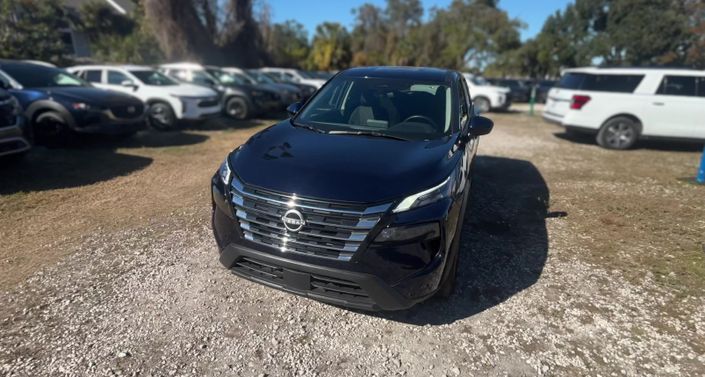 Thumbnail: 2025 Nissan Rogue - 1