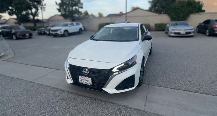 Thumbnail: 2025 Nissan Altima - 1