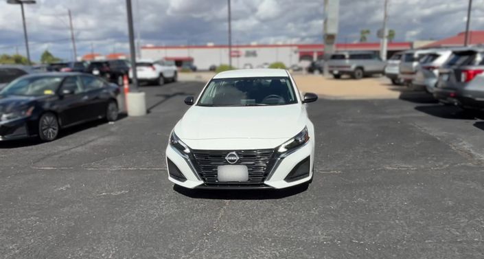 Thumbnail: 2025 Nissan Altima - 1