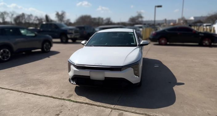 Thumbnail: 2025 Kia K4 - 1