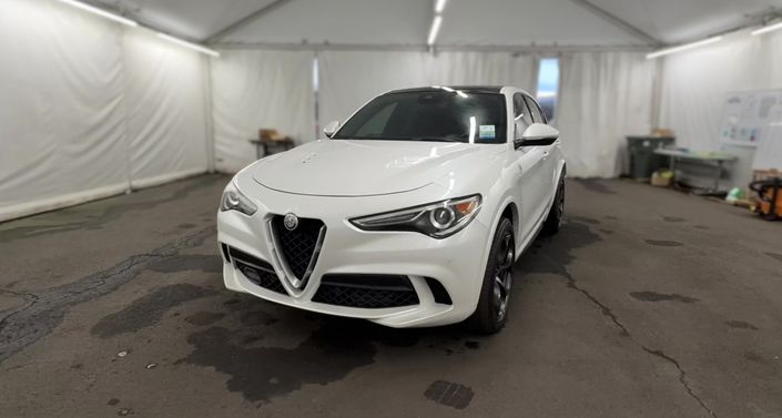Thumbnail: 2019 Alfa Romeo Stelvio - 1