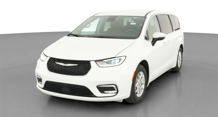 Thumbnail: 2023 Chrysler Pacifica - 1