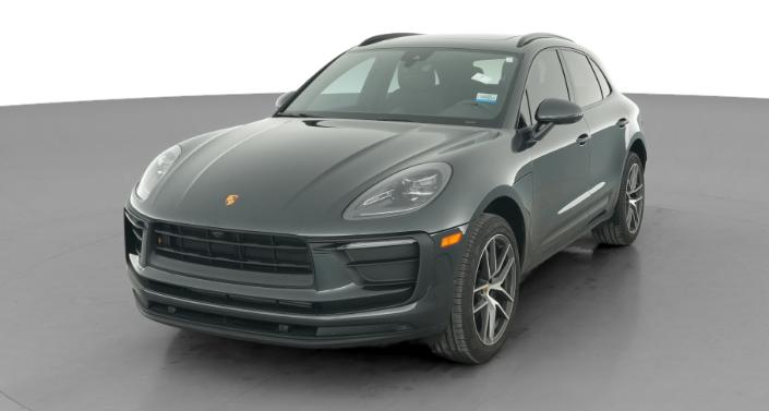 Thumbnail: 2022 Porsche Macan - 1