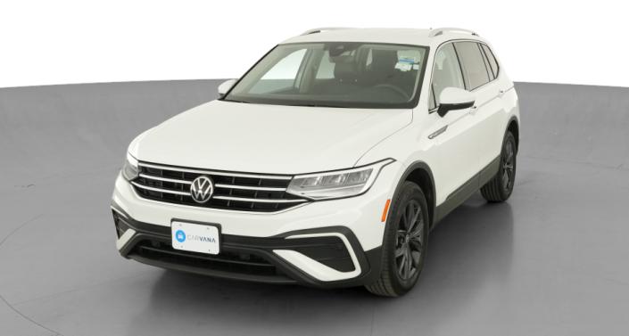 Thumbnail: 2022 Volkswagen Tiguan - 1