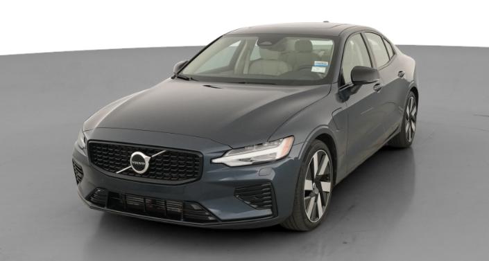 Thumbnail: 2024 Volvo S60 - 1