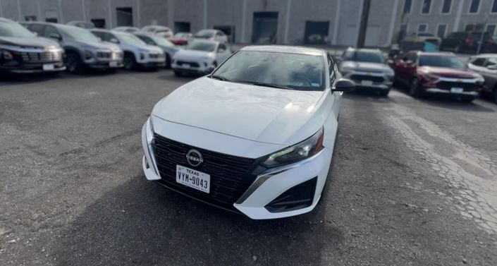 Thumbnail: 2025 Nissan Altima - 1