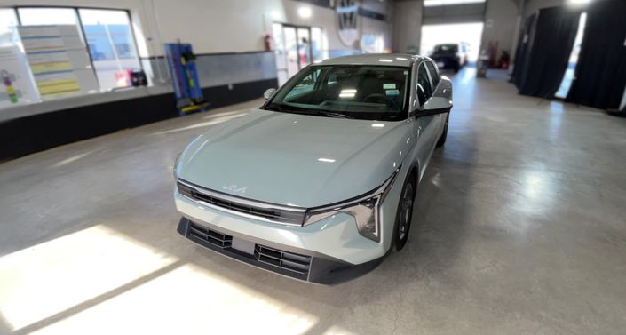 Thumbnail: 2025 Kia K4 - 1