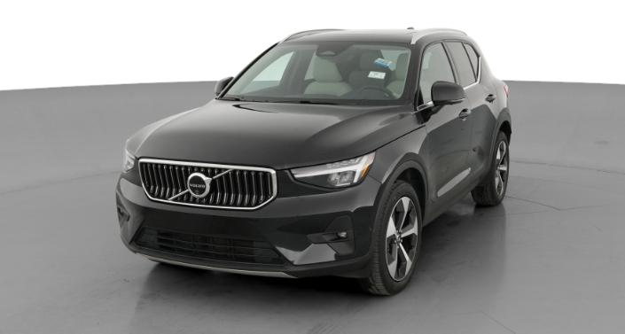 Thumbnail: 2024 Volvo XC40 - 1