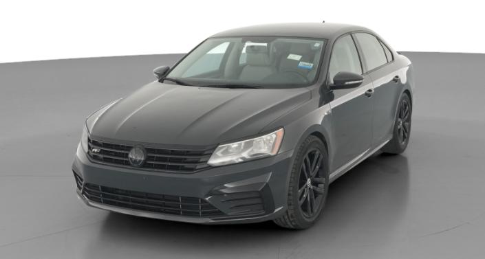 Thumbnail: 2017 Volkswagen Passat - 1