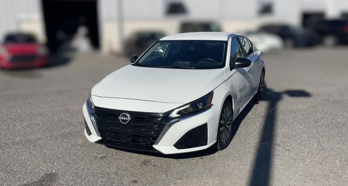 Thumbnail: 2025 Nissan Altima - 1