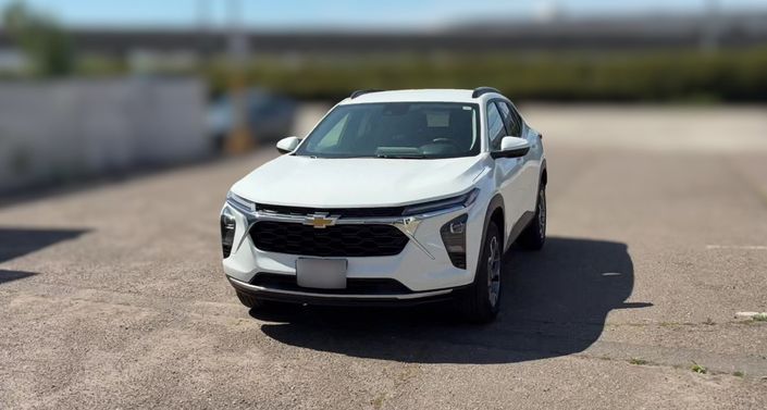 Thumbnail: 2025 Chevrolet Trax - 1