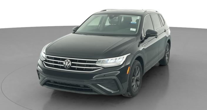 Thumbnail: 2023 Volkswagen Tiguan - 1