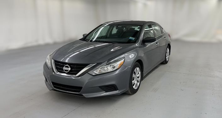 Thumbnail: 2017 Nissan Altima - 1