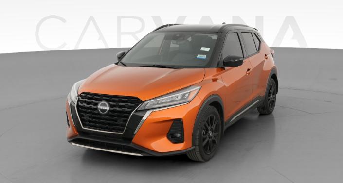 2022 Nissan Kicks SR
