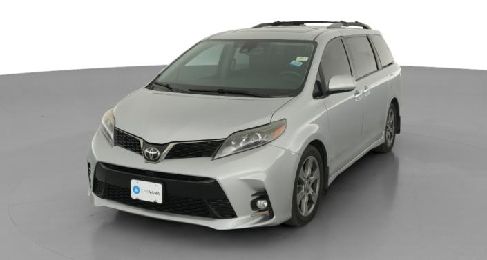Thumbnail: 2018 Toyota Sienna - 1
