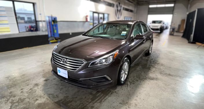 Thumbnail: 2016 Hyundai Sonata - 1
