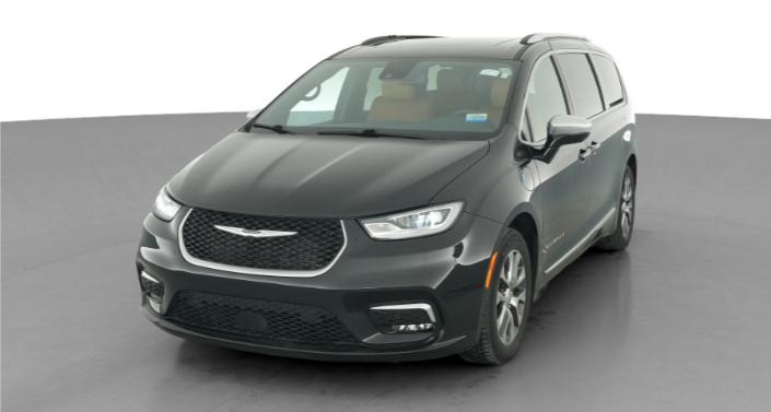 Thumbnail: 2023 Chrysler Pacifica - 1