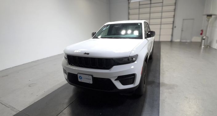 Thumbnail: 2025 Jeep Grand Cherokee - 1