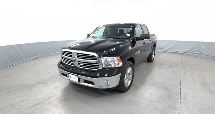 Thumbnail: 2019 RAM 1500 Classic - 1