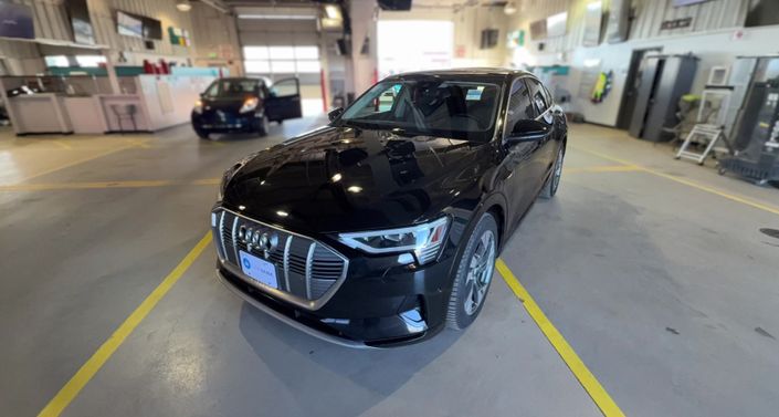 2020 Audi e-tron S Premium Plus -
                  Kansas City, MO