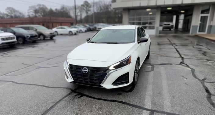 Thumbnail: 2025 Nissan Altima - 1