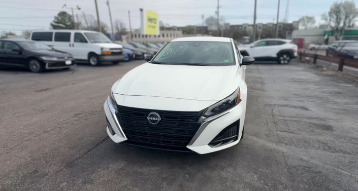 Thumbnail: 2025 Nissan Altima - 1
