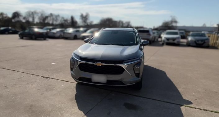 Thumbnail: 2025 Chevrolet Trax - 1