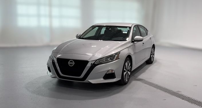 Thumbnail: 2022 Nissan Altima - 1