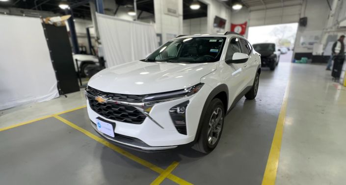 Thumbnail: 2025 Chevrolet Trax - 1