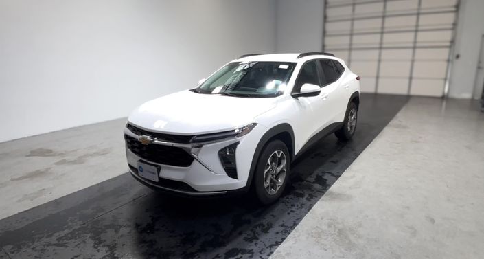 Thumbnail: 2025 Chevrolet Trax - 1