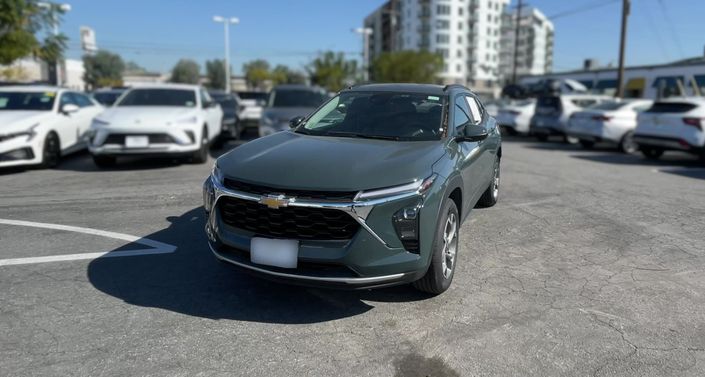 Thumbnail: 2025 Chevrolet Trax - 1