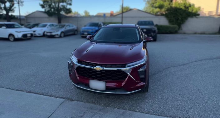 Thumbnail: 2025 Chevrolet Trax - 1