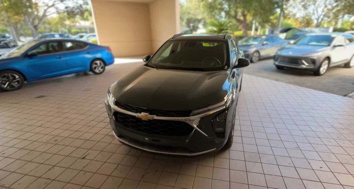 Thumbnail: 2025 Chevrolet Trax - 1